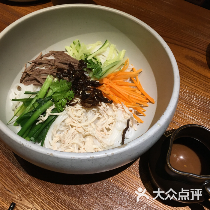 云海肴云南菜(日月光中心广场店)鸡丝凉米线图片 - 第4220张