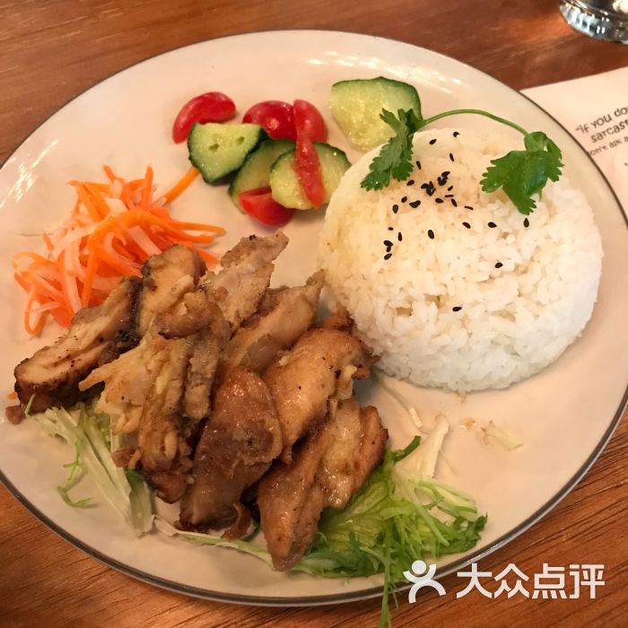 hungry lung's kitchen饿龙(上海k11艺术中心店)香茅烤鸡配米饭图片