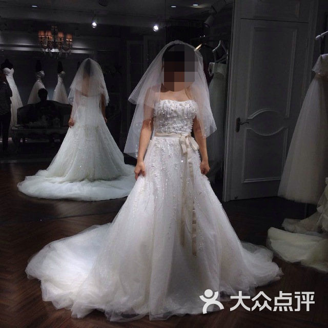 三亚婚纱摄影_brides婚纱(2)