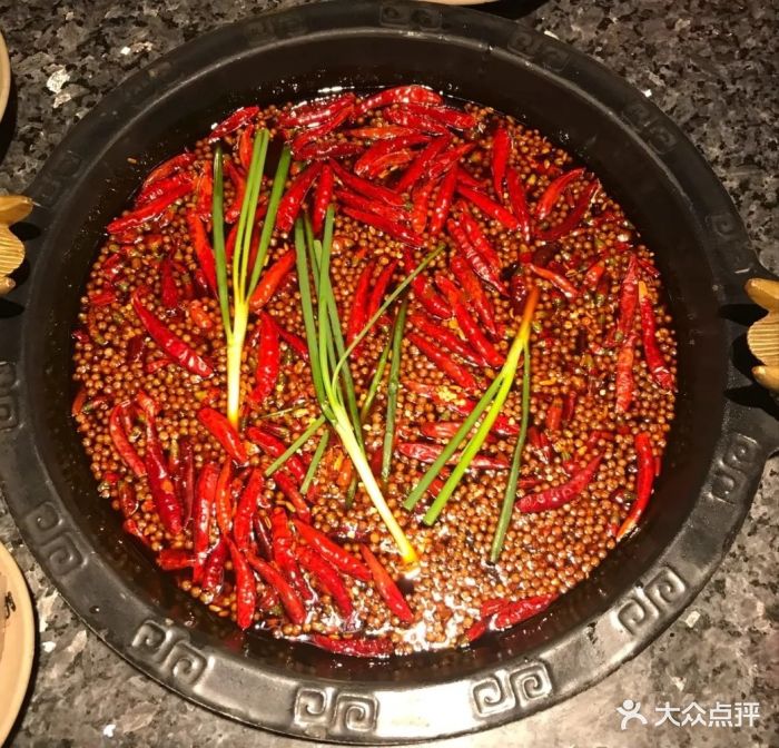 蜀大侠火锅(少陵路店)牛油红锅图片