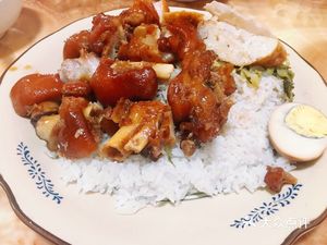 隆江猪脚饭