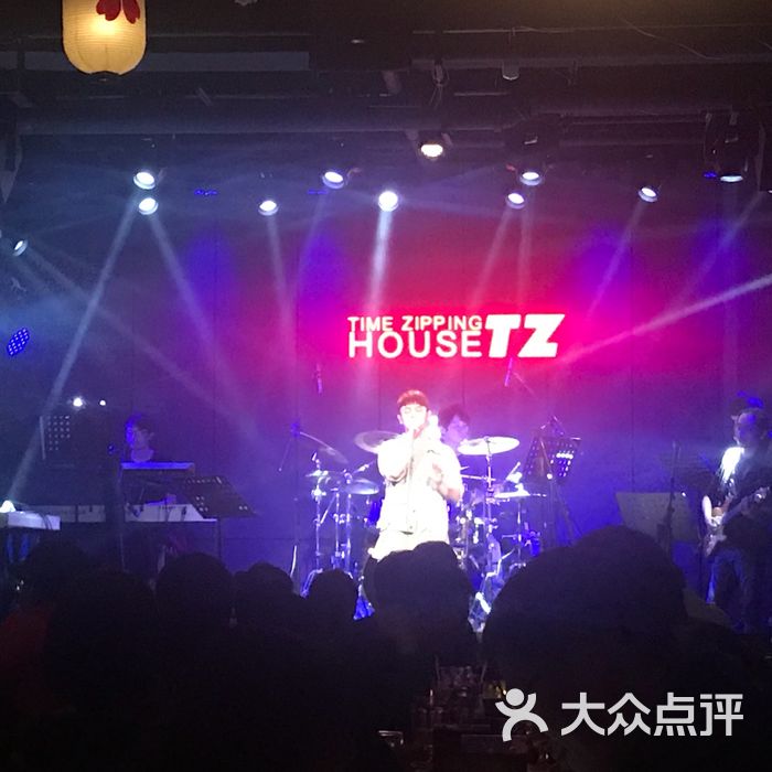 tz house音乐现场