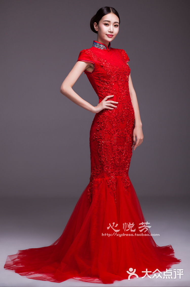 红色旗袍婚纱照_红色旗袍(2)