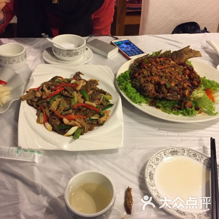 粗茶淡饭