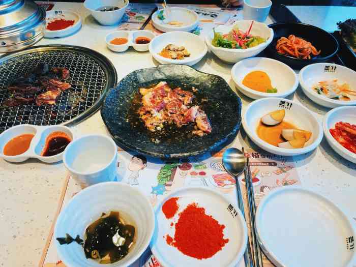 本家韩国料理(万象城店)-"一直追白种元大叔的各种韩综,看到他的店来.