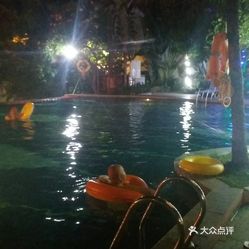 晚上室外游泳会黑吗 gW39HelplaNmXKM_thP8V-Jk0cVITgFwFjWegd_tTKqz6VNsSE_8X_d692RdxvK5uzFvxlbkWx5uwqY2qcjixFEuLYk00OmSS1IdNpm8K8twhW7bzr4O88Ivp4FuDG0SfCF2ubeXzk49OsGrXt_KYDCngOyCwZK-s3fqawWswzk.jpg