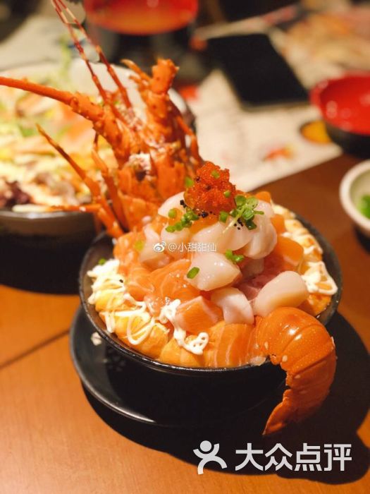 魔丼屋(日月光店)