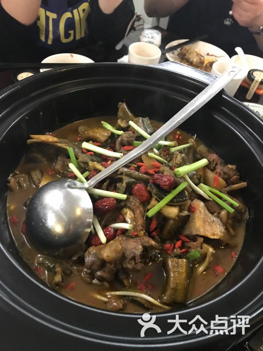 甲鱼烧黄鳝