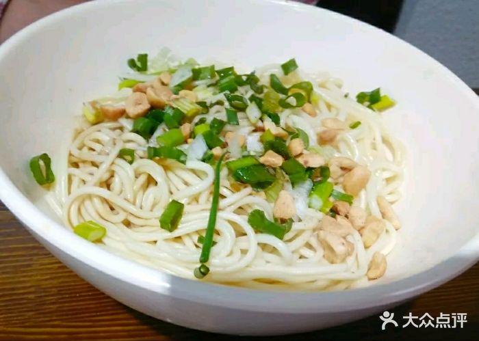 秦云老太婆摊摊面摊摊面图片 第1张
