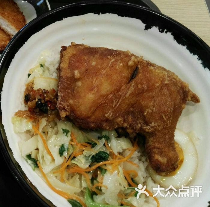 黄金脆皮鸡腿饭