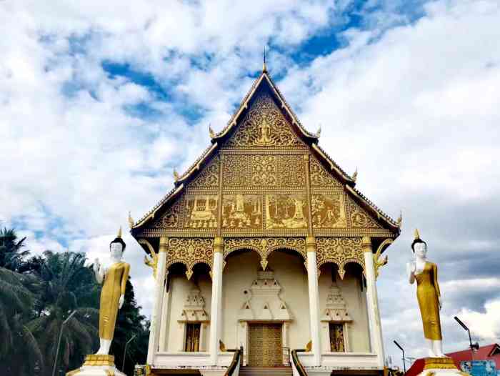 索巴琅寺-"虽然是个寺院,却以草药桑拿按摩和内观冥想