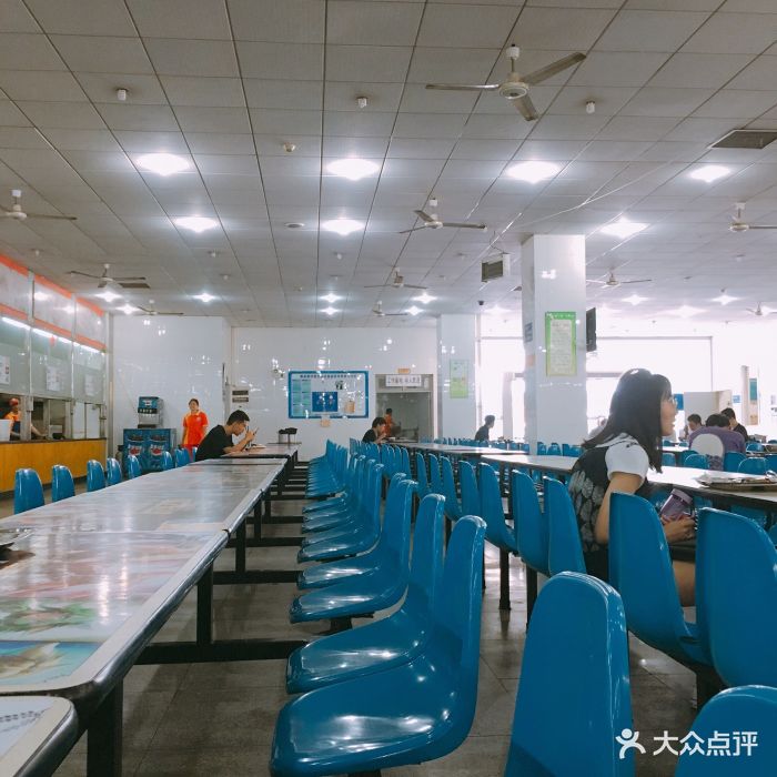 西南交通大学第四食堂图片