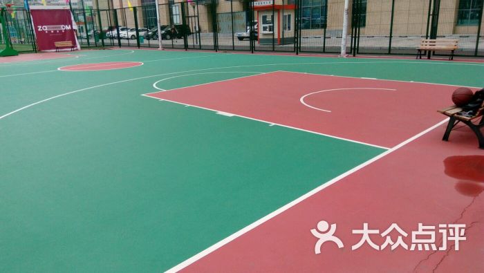 沈阳市全民健身中心健身馆室外篮球场图片 - 第9张