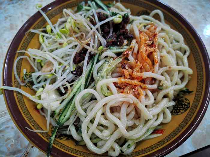 山西饸饹面-"中午饭点时间到,就用手机开始搜索附近美食.