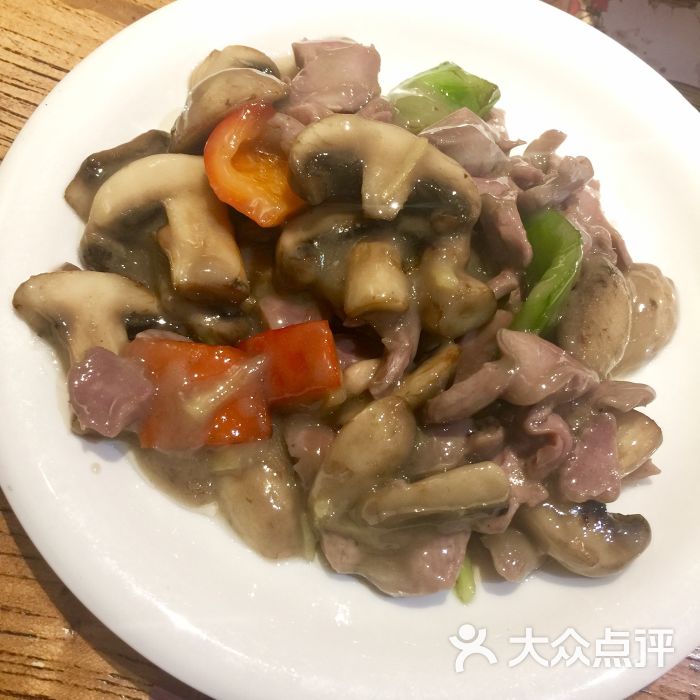 鸡胗炒蘑菇