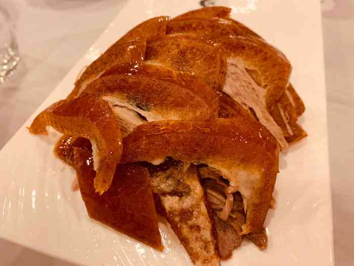 全聚德(浦东店)-"片皮鸭的皮粘白糖真是好吃,牛肉粒也