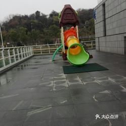 苏州市妇女儿童活动中心停车场