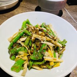 倒笃菜尖椒炒笋干