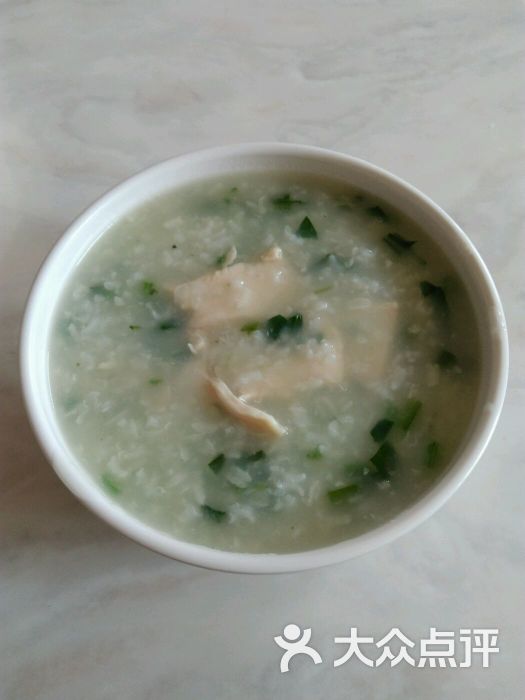 蔬菜鸡肉粥