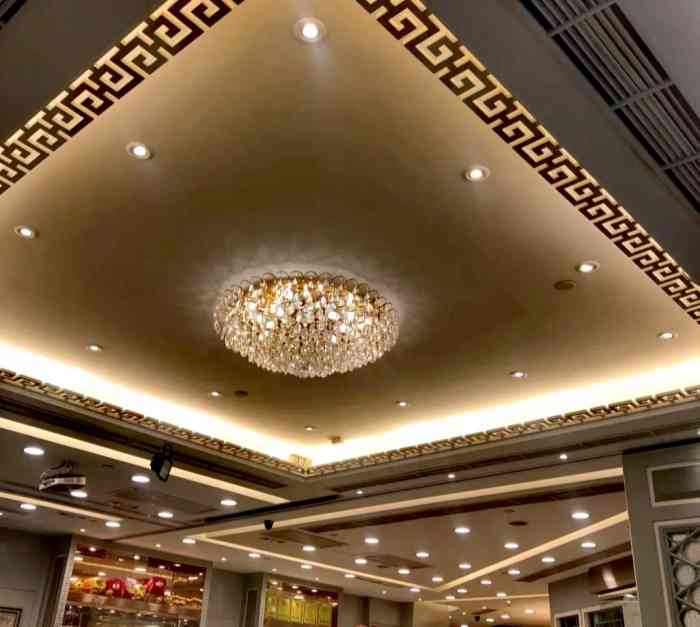 西苑酒家(利园一期店"这家是老公带我来的,忘了是不是米其林餐厅.