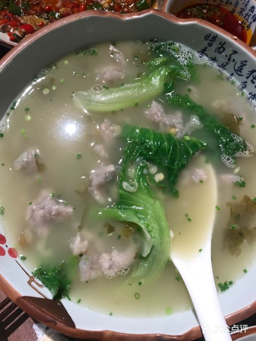 酸菜滑肉汤