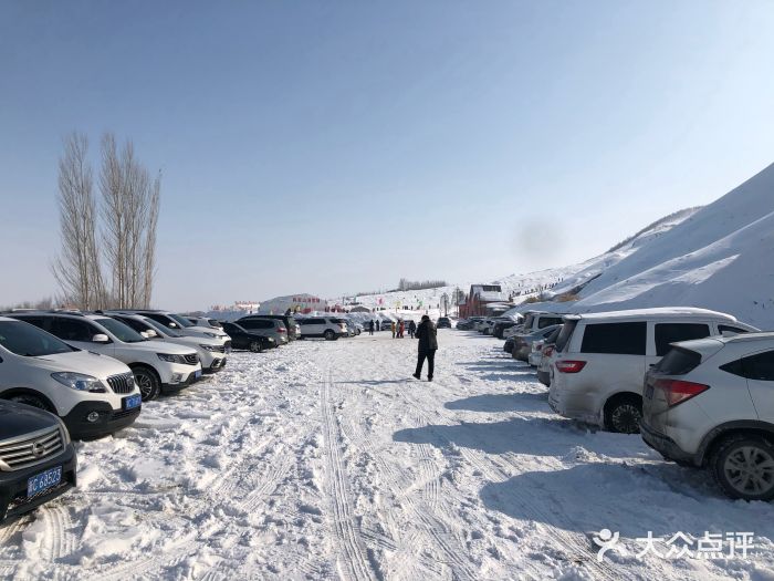 石河子将军山滑雪场图片