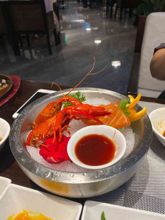 广厦大酒店-餐厅-"新开的自助式茶餐厅 [薄荷]环境: .