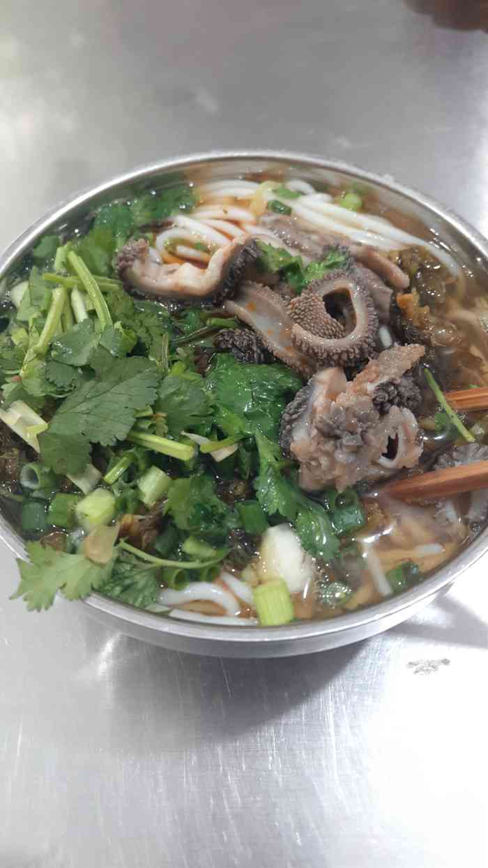 特色羊肉羊杂粉(钟鼓楼总店)-"一直听说合川的羊肉粉