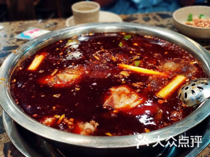 重庆肖肖酸萝卜鱼火锅全红味锅底图片 - 第4张
