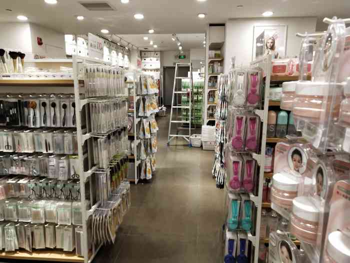 名创优品(维璟广场店)-"喜欢miniso 店铺装修小清新店