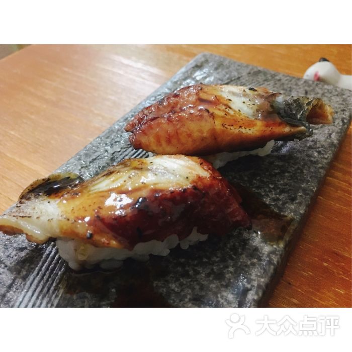 鳗鱼握寿司