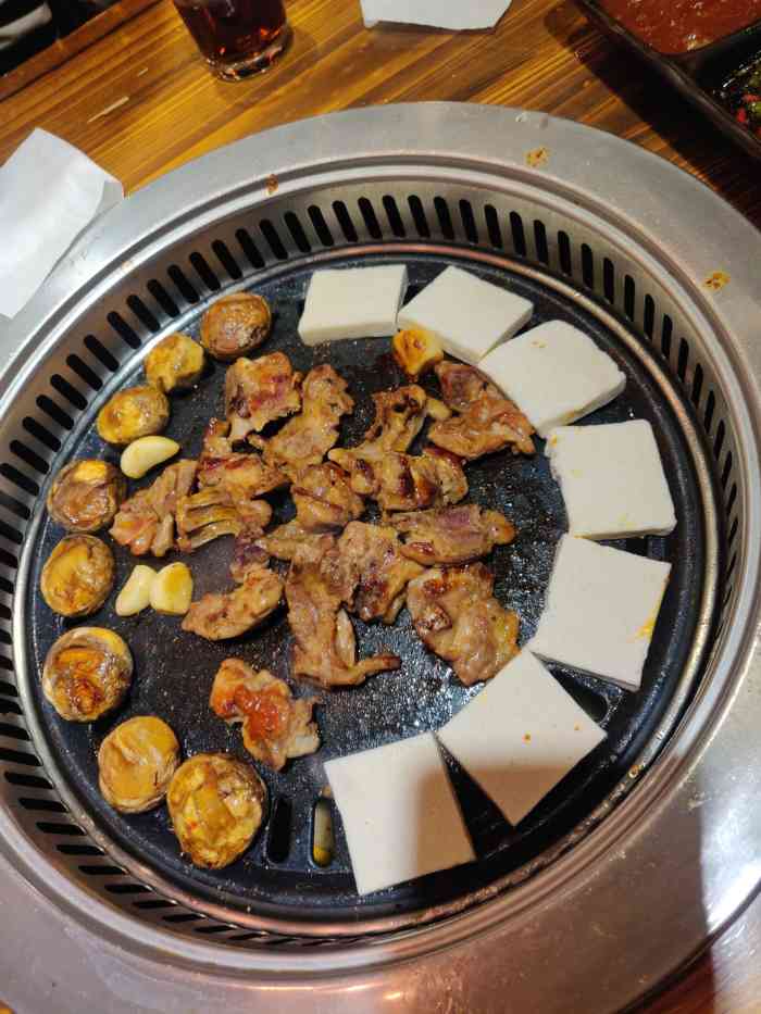 牛真炭东北地炉烤肉-"第一次是朋友带去的,离家比较近