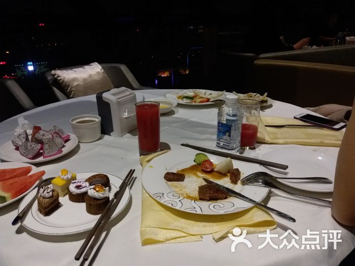 豪远国际●迪拜旋转餐厅图片 - 第5张
