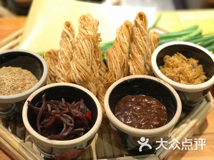 老乡厨柴火饭(双山店)-煎饼卷大葱图片-章丘美食-大众点评网