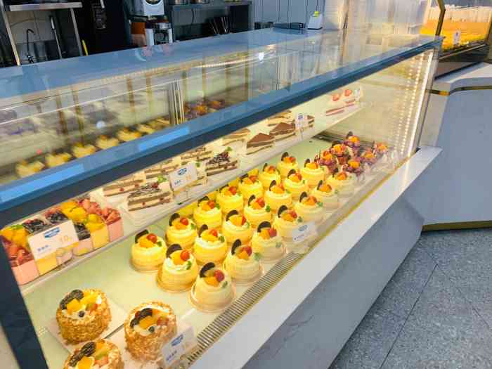 北海道(吾悦广场店)-"就在家门口的一家面包店,我不对