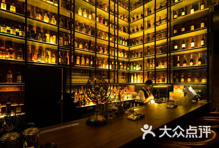 岚the glen bar 威士忌&鸡尾酒吧酒柜图片 - 第58张