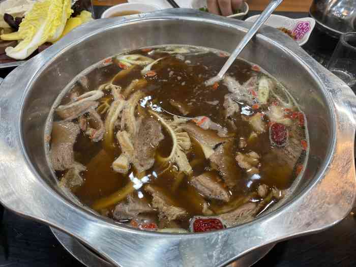 紫元春卤味牛肉锅(安镇大润发店)-"所有食材都看得见