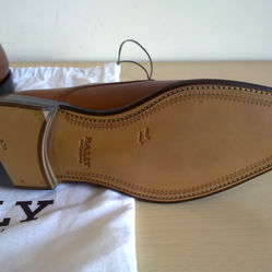 BALLY(佛罗伦萨小镇店)电话, 地址, 价格, 营业