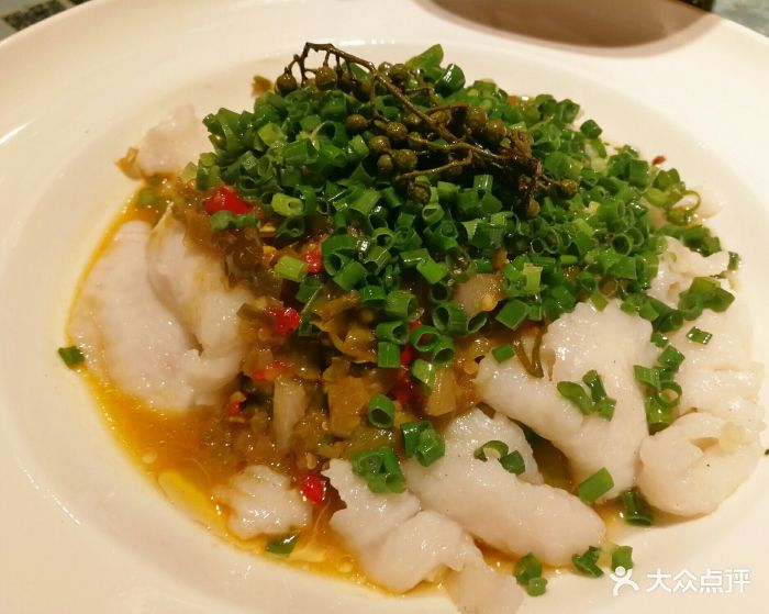觅云云南菜·翎韵(正大广场店)椒麻雪花鱼图片 第2张