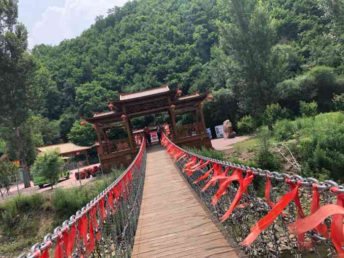 裕龙湾旅游风景区