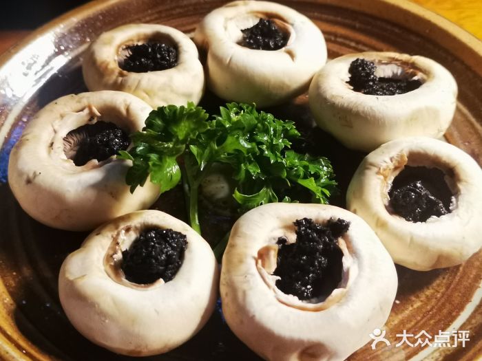 壹坛61炭火烧肉(万象城店)黑松露口蘑图片