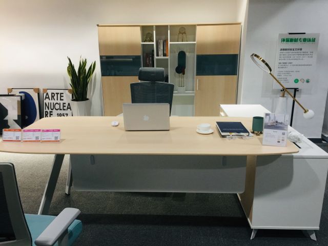派格京东办公家具体验店