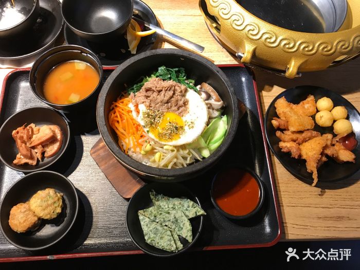 金枪鱼石锅拌饭套餐