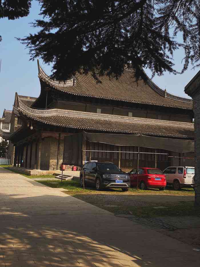 寺庙地点就在扬州旅游局附近哦.