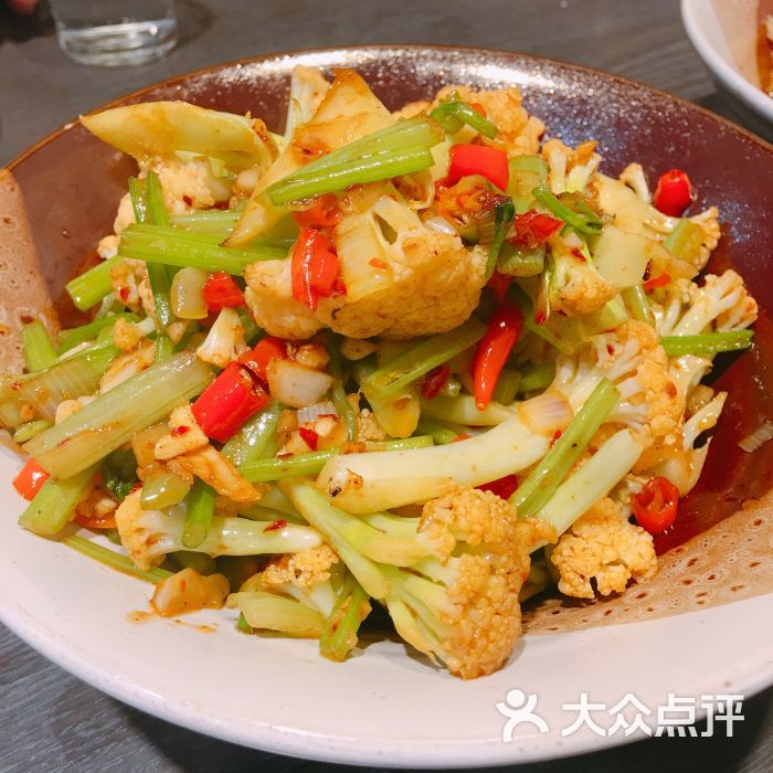 一二三菜馆:环境还好,餐厅位置好找,服务态.