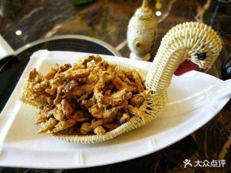海尔巴格新疆餐厅(东来兴店)芝麻蘑菇图片