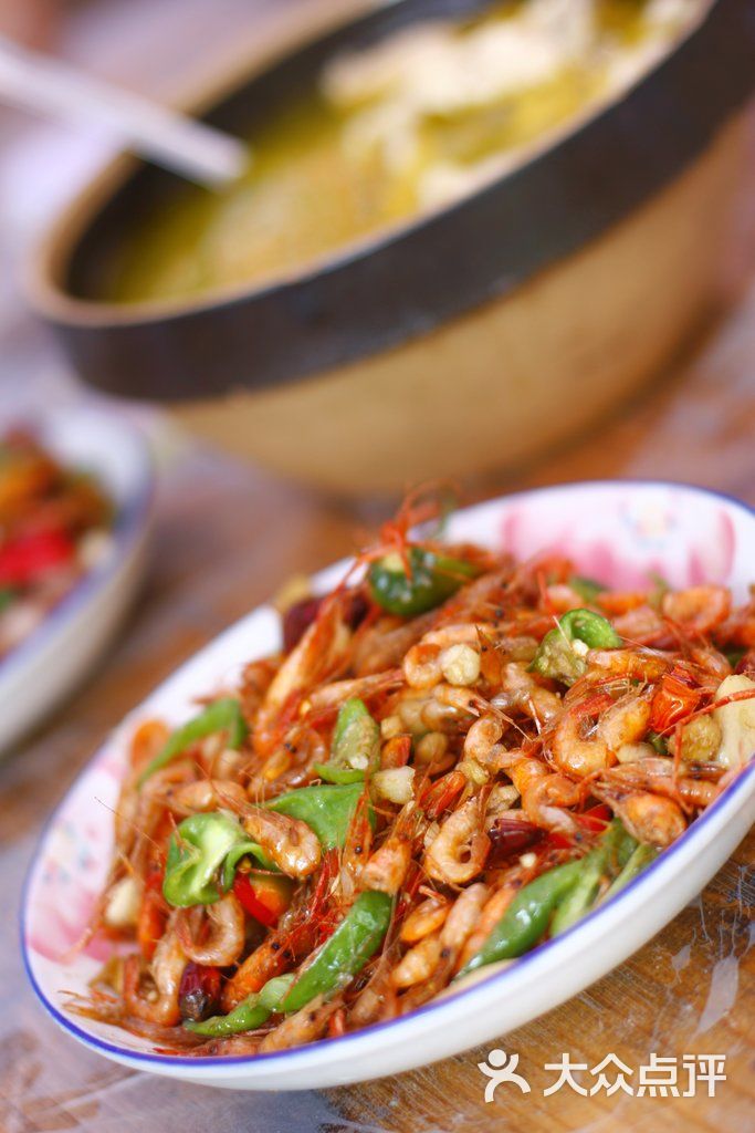 小鱼小虾