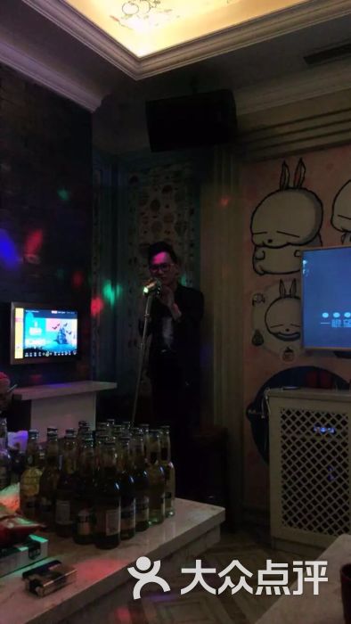 我有故事但再也不喝酒上传的图片