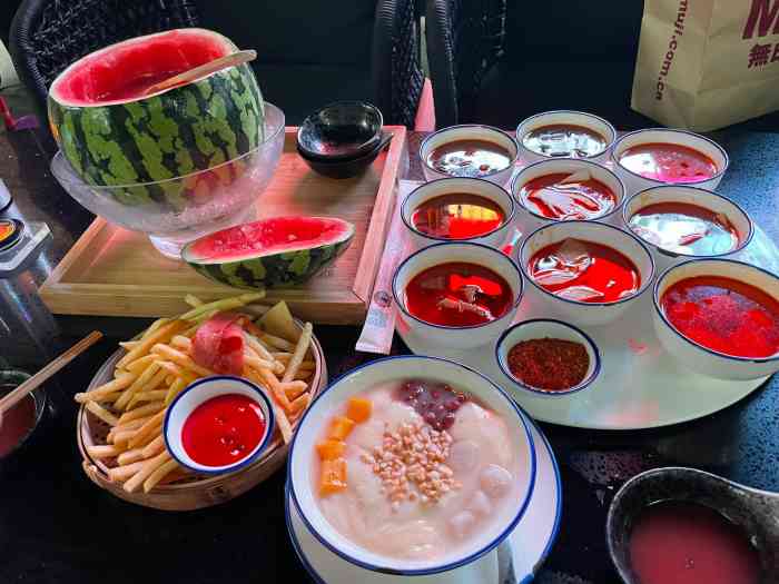 贰麻酒馆(兰桂坊店)-"酒的种类比较多,好喝,就是这个.