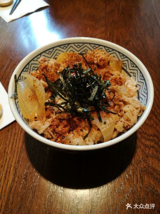 春田小米日式简餐牛肉丼饭图片